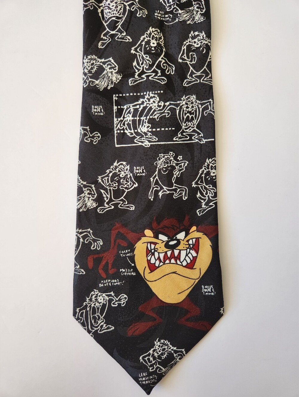 Looney Tunes Tasmanian Devil Tie
